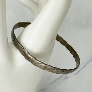 Vintage Silver Tone Flat Braided Bangle Bracelet Twisted Ribbon Minimalist ✨